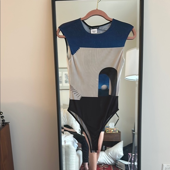 NWT Zara Abstract Graphic Bodysuit - Blue and Black - Picture 2 of 3